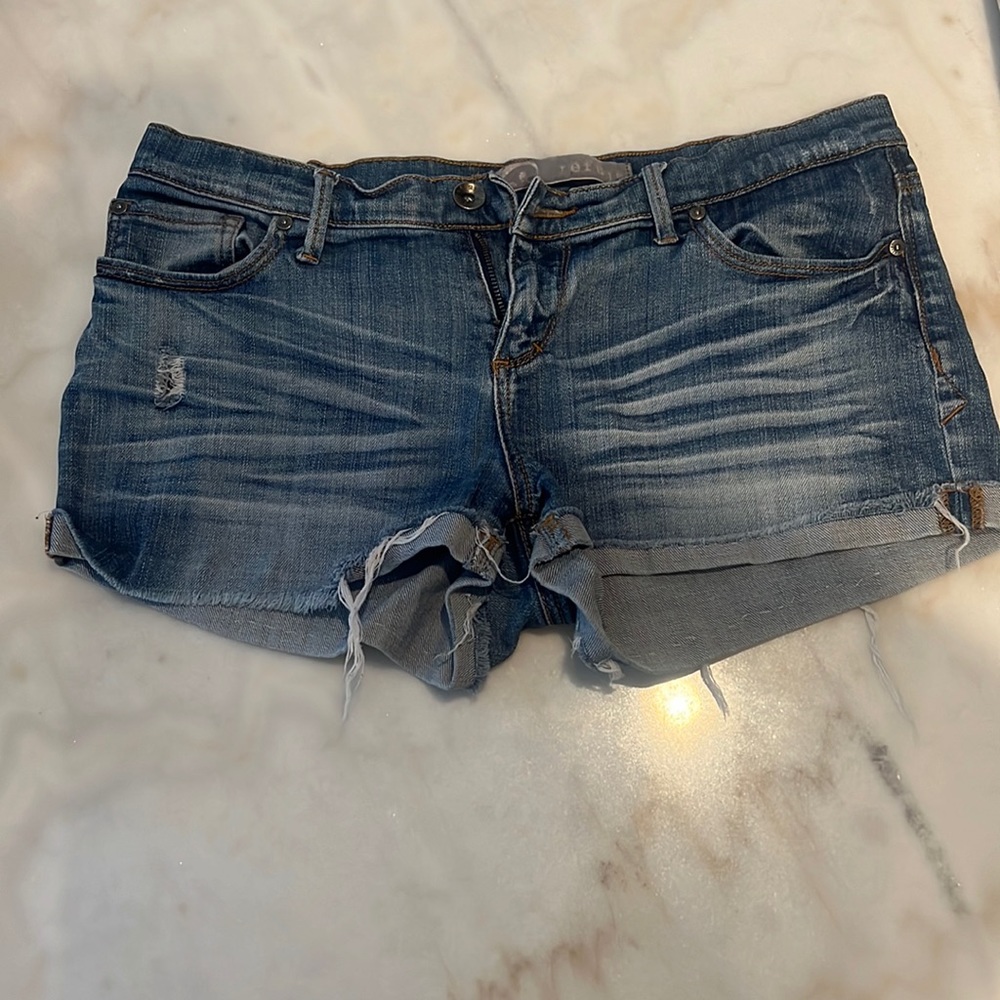 Demon shorts